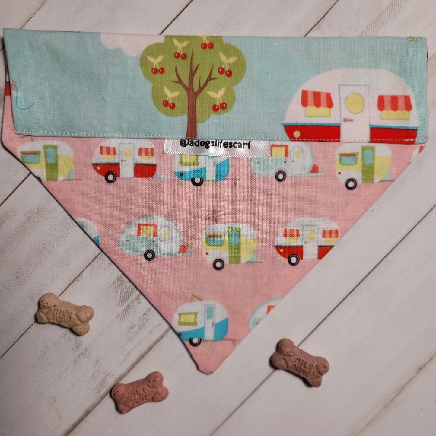 Retro Trailers Collar Scarf