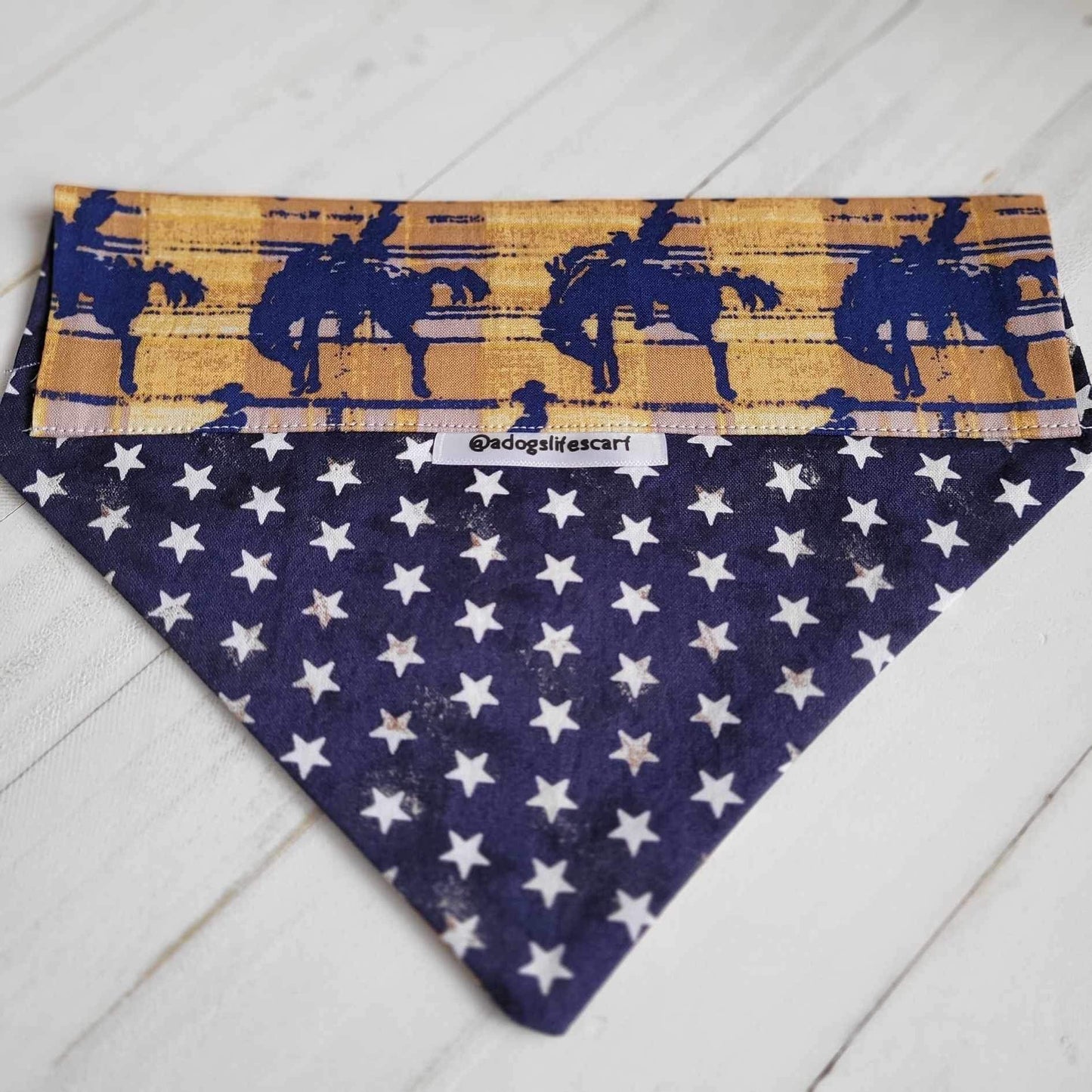 Bucking Broncos Collar Scarf