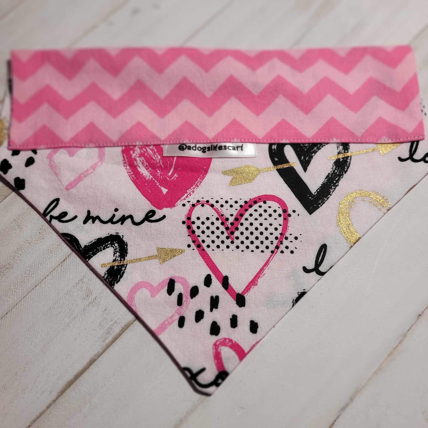 Love Hearts Valentine's Collar Scarf