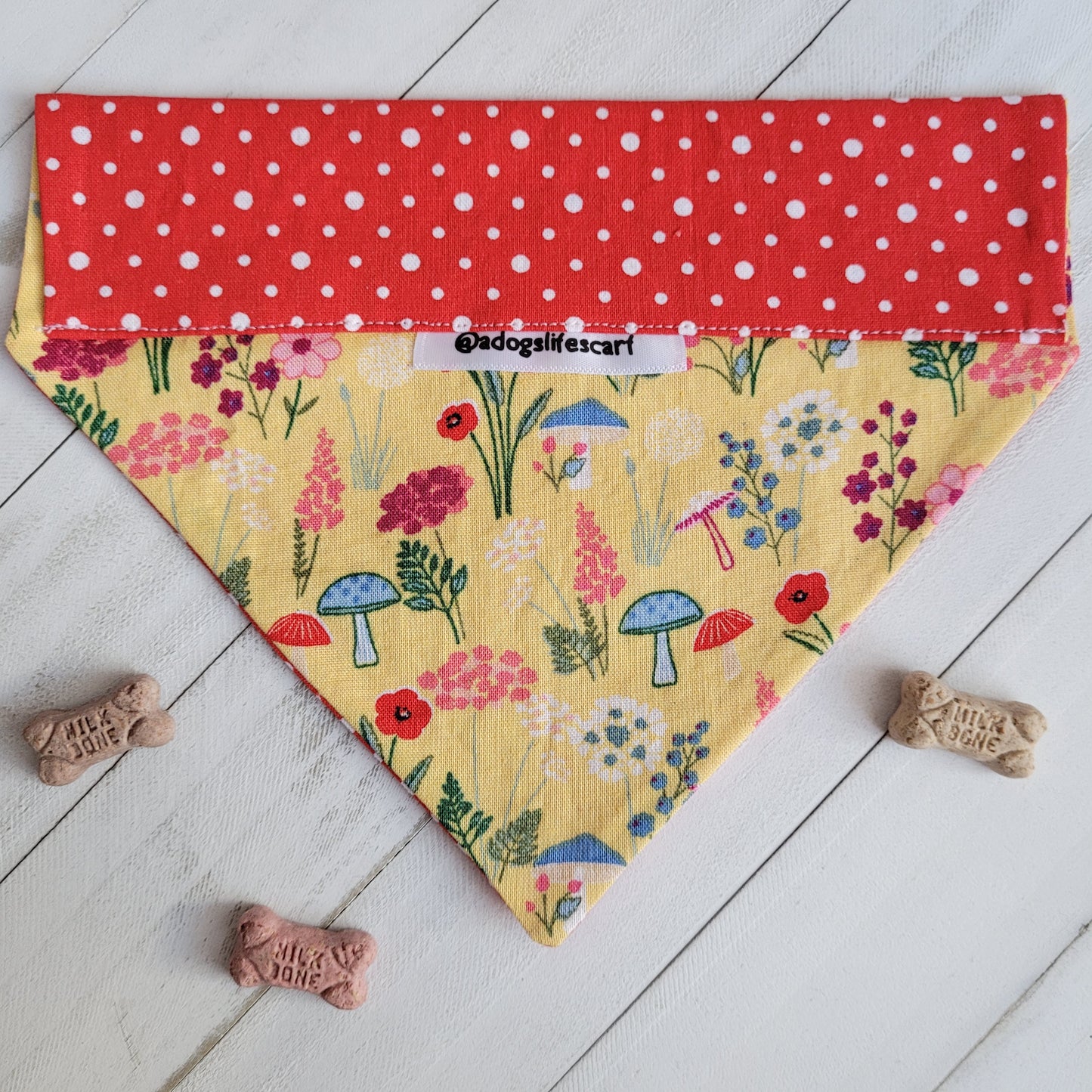 Forrest Mushrooms yellow Collar Scarf